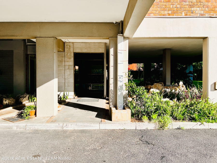 2 Bedroom Property for Sale in Wynberg Western Cape